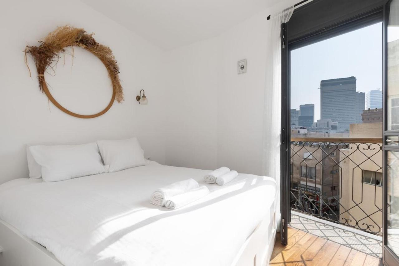 Elegant Apartment W Balcony & Mamad In Heart Of Tel Aviv By Sea N' Rent Bagian luar foto