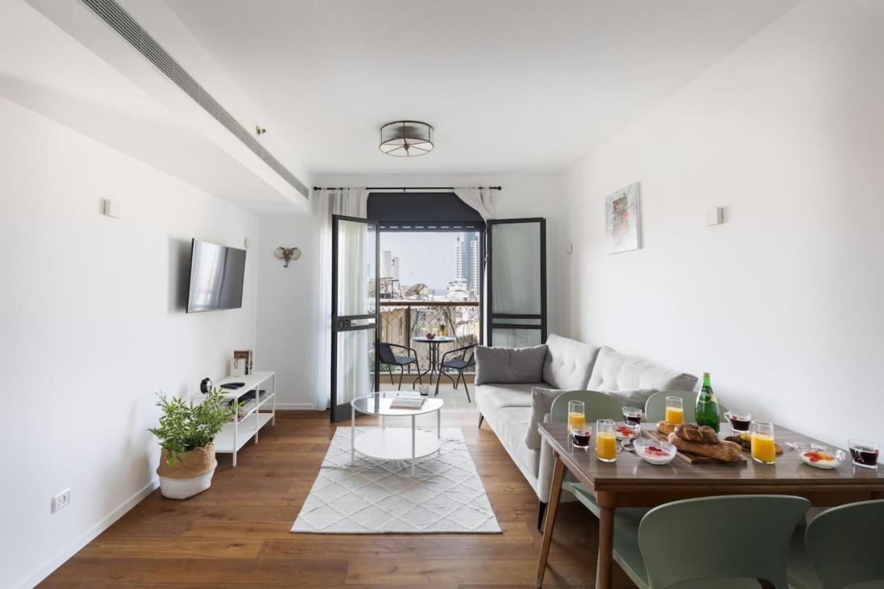 Elegant Apartment W Balcony & Mamad In Heart Of Tel Aviv By Sea N' Rent Bagian luar foto